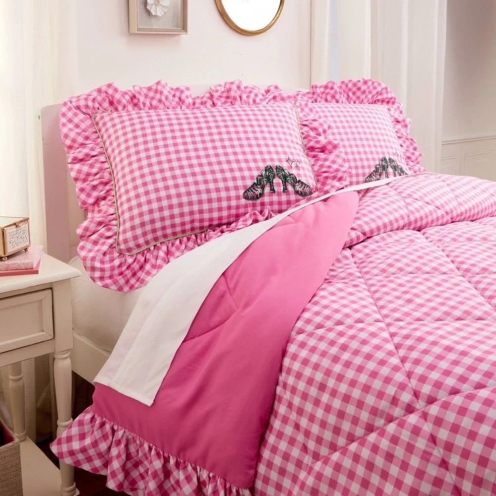 Wicked For Good Katie Kime Full Queen Comforter Pink Gingham Ruffles Heels Print